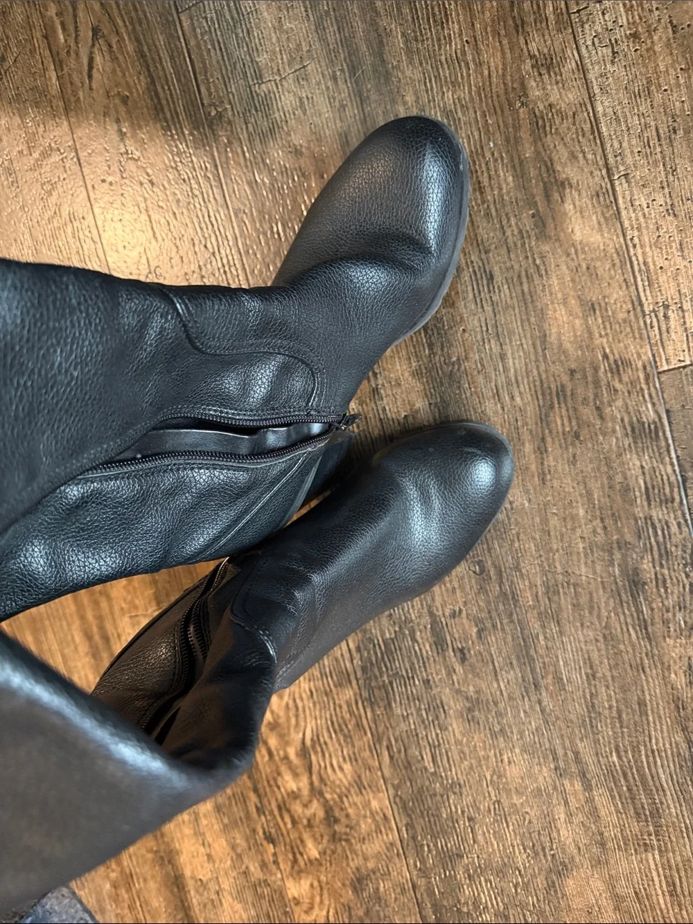 Black Tall Women's Heeled Boots
